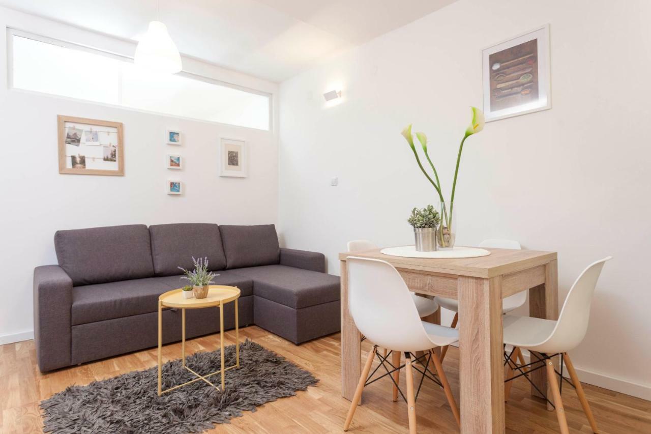 Apartment Mikula Makarska Esterno foto