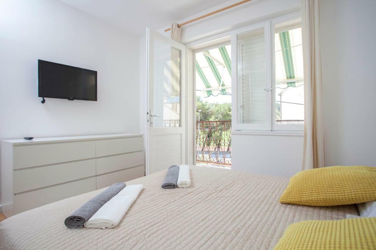 Apartment Mikula Makarska Esterno foto